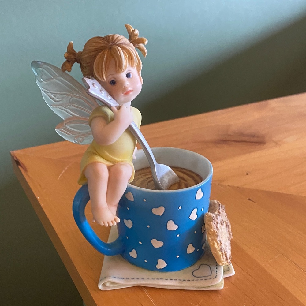 Take A Break Fairie w/coffee & cookie Figurine
